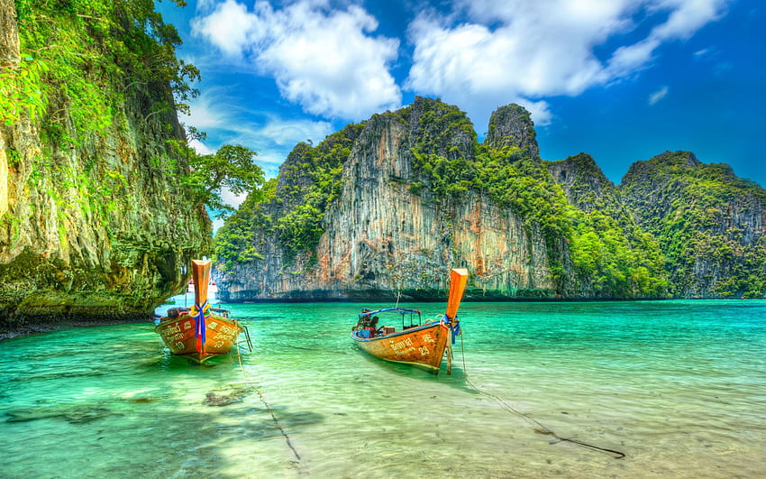 태국의 Maya Bay Ko Phi Phi Leh 이국적인 보트 HD 월페이퍼