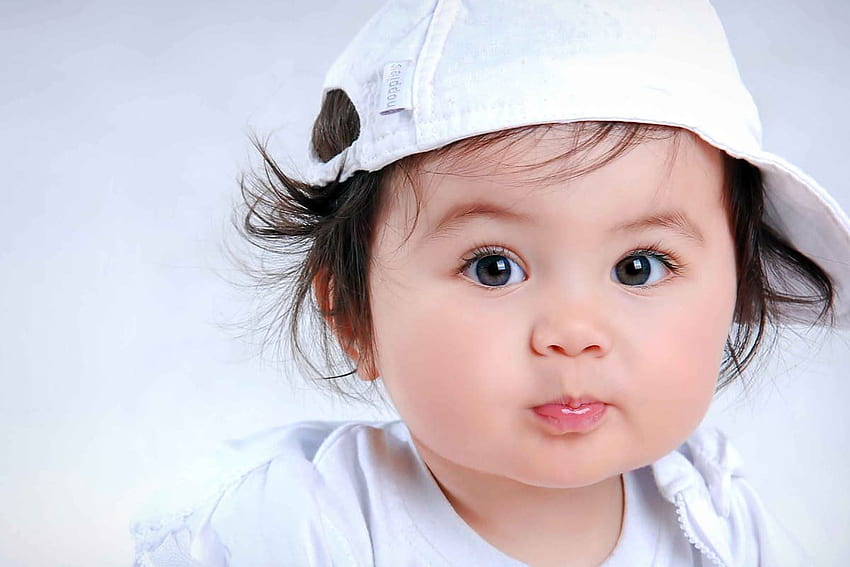 Kunstdruckpapier-Baby-Poster (mehrfarbig), süßes Baby HD-Hintergrundbild