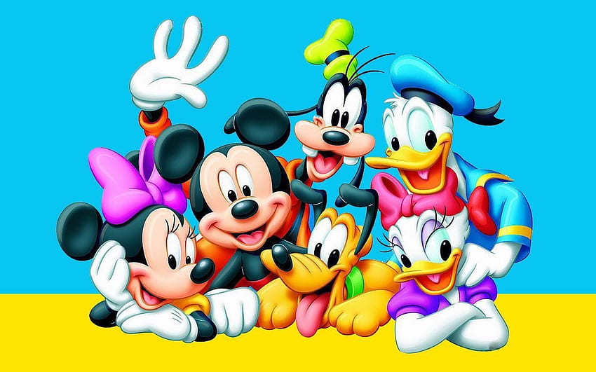 C GRAPIC Mickey Mouse and Friends Multicolor HD wallpaper