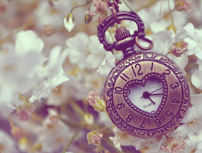 Часовник със сърце, време, числа, часовник, цветя, сърце, неща HD тапет