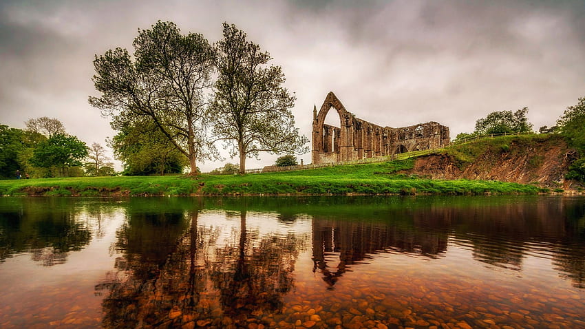 Ruins of Abbey Bolton, Yorkshire, England, landscape, trees, clouds, sky, water, lake, reflections, sunrise HD wallpaper