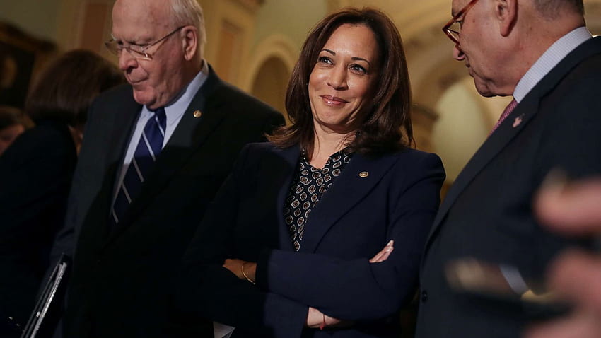 presidential candidate Kamala Harris shares advice for young HD wallpaper