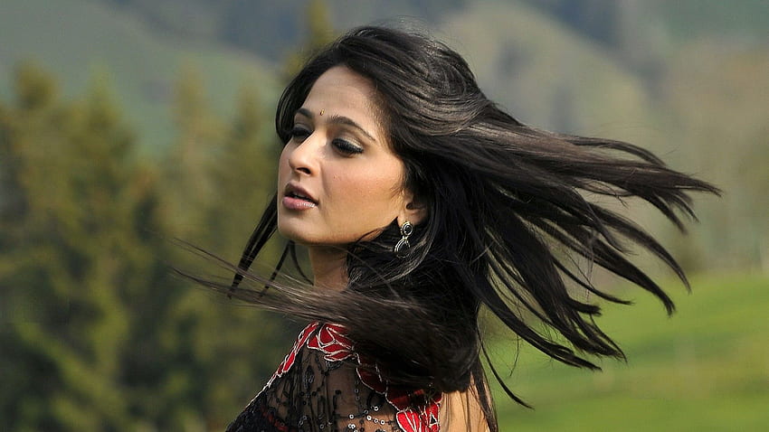 Hottest Indian Actress Anushka Shetty and, Anushka HD wallpaper | Pxfuel