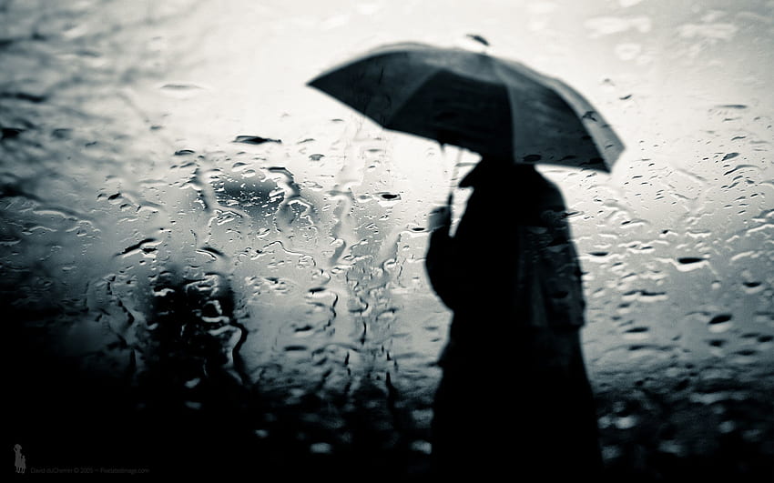 A man standing outside in the rain with an umbrella. Misc, Stuff . for iPad and. Rainy day , Rain , Rainy mood HD wallpaper