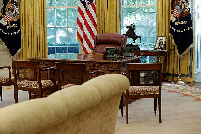 改修後のホワイトハウスと大統領執務室 高画質の壁紙