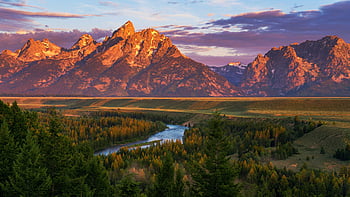 Teton National Park near inspiration point, trees, clouds, sky ...