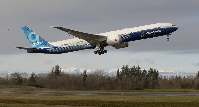 At last, big new Boeing 777X takes flight from Paine Field HD wallpaper