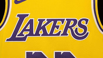 LeBron in Lakers Jersey Wallpapers on WallpaperDog