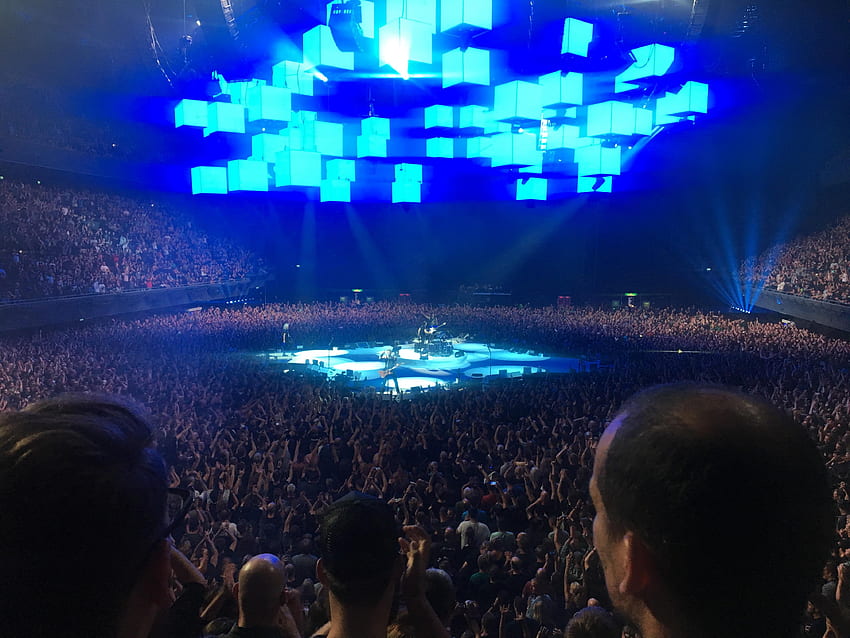 The “flying” cubes look awesome! My new phone . (Metallica - Amsterdam September 6th) : Metallica, Metallica Concert HD wallpaper