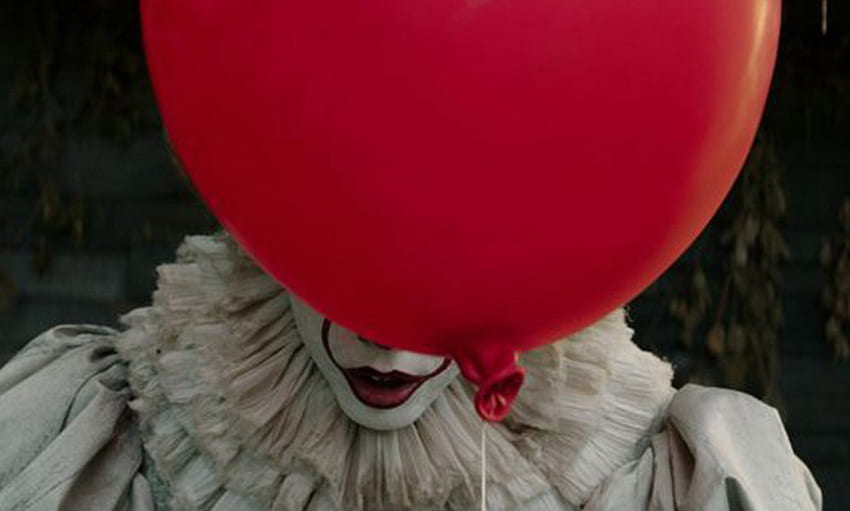 New of Pennywise from Stephen King's IT released. Daily Mail Online, Red Balloon HD wallpaper