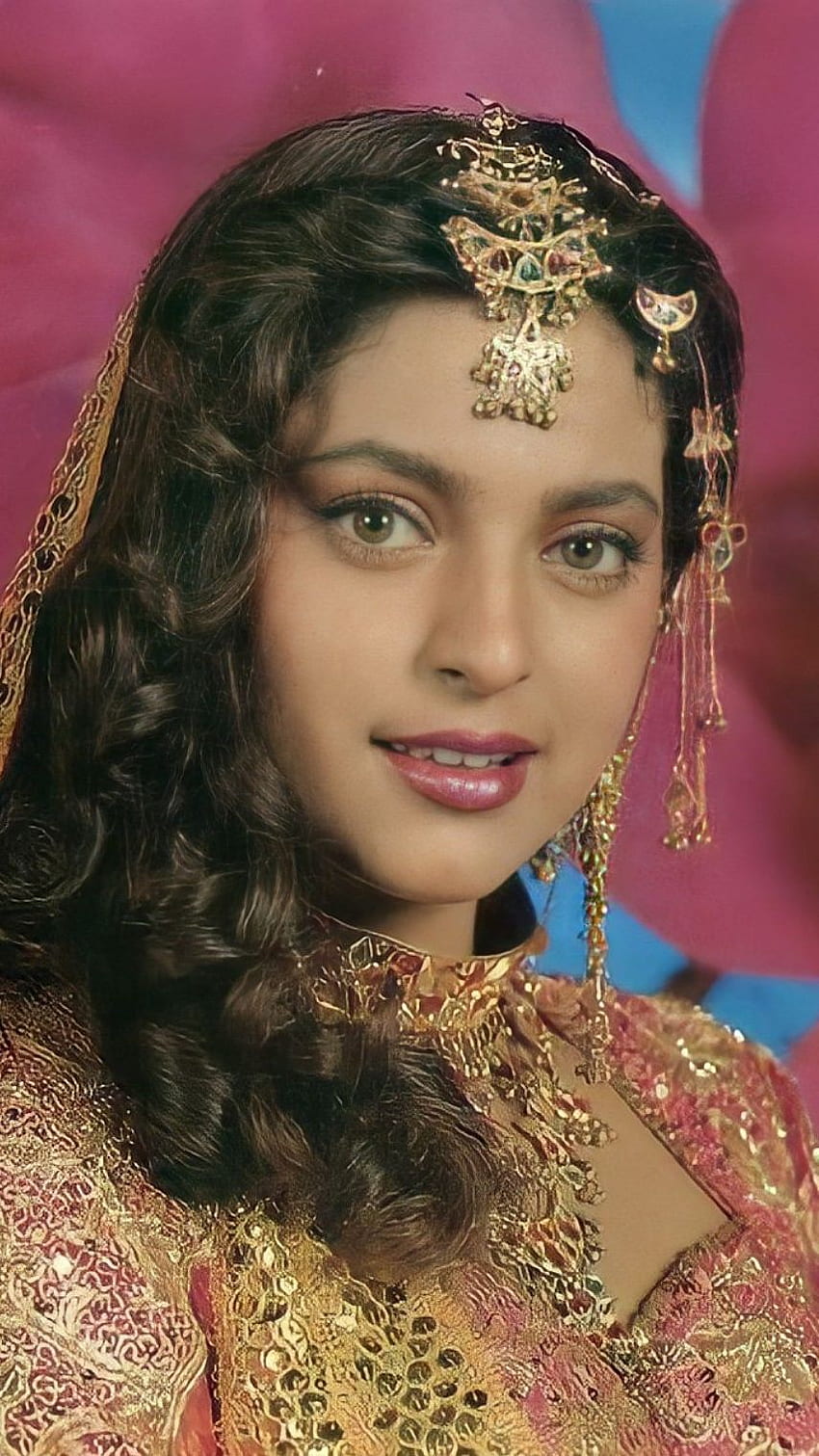 Juhi chawla, bollywood actress, vintage HD phone wallpaper | Pxfuel
