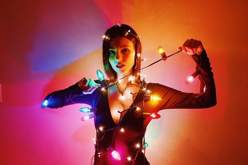 Lights, beautiful, actress, Victoria Justice HD wallpaper
