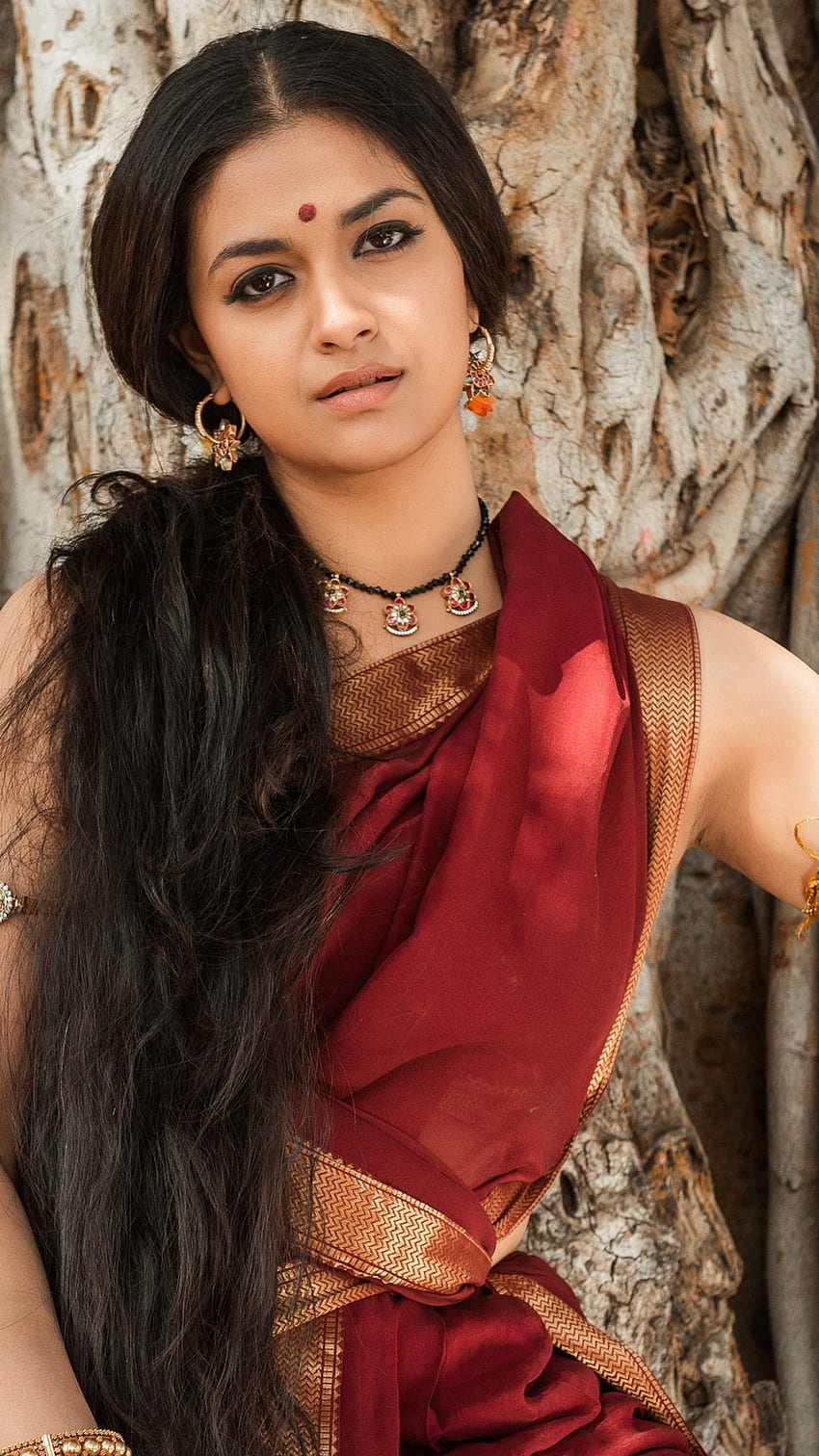 Keerthi Suresh, actress, keerthysuresh, keerthy, bollywood, keerthy suresh, Tollywood, keerthisuresh HD phone wallpaper