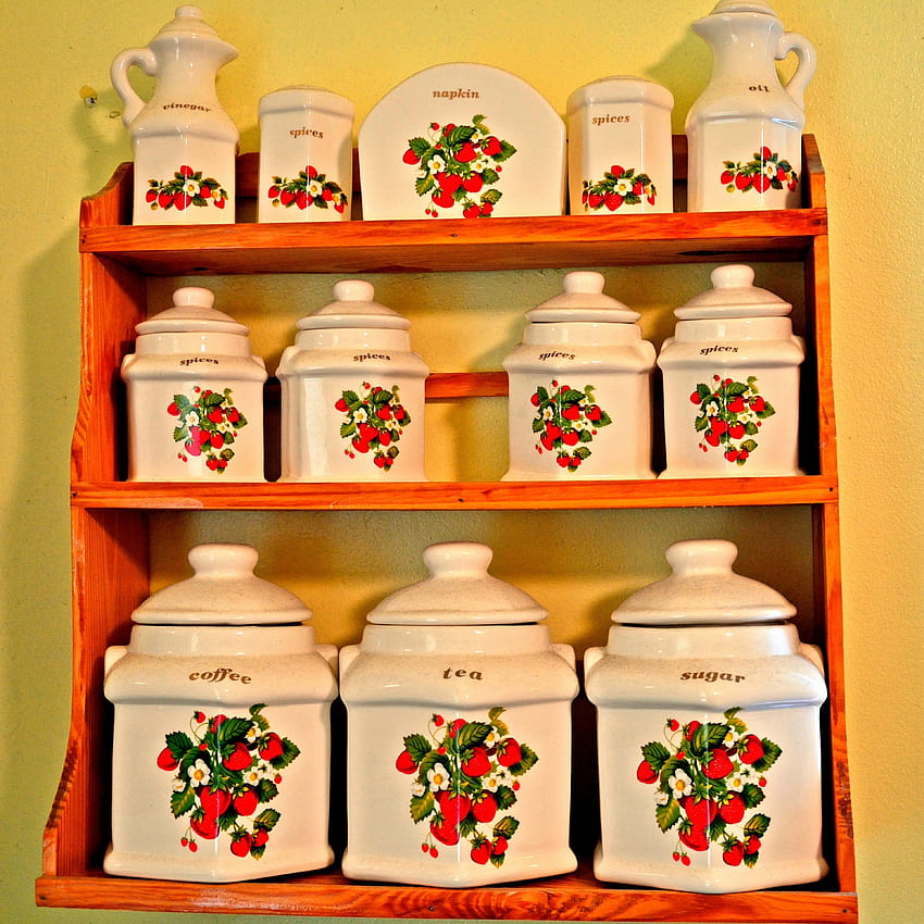 Kitchen Decor, spice rack, tea cups, spices HD wallpaper