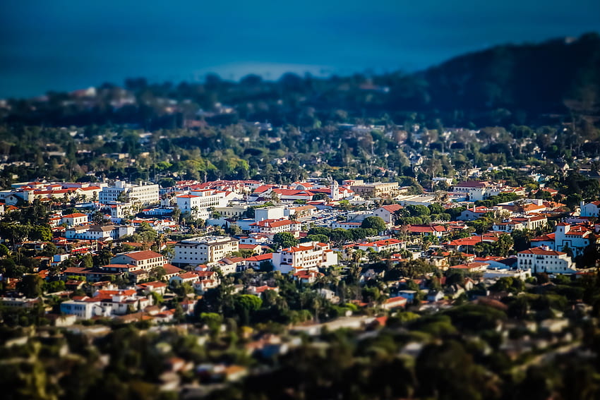 : Telhados de telha vermelha de Santa Bárbara do Franceschi Park﻿. Viagem para Los Angeles, Califórnia, restaurantes em Los Angeles papel de parede HD