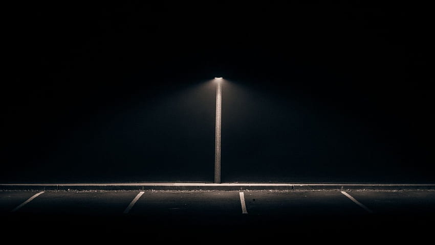Тази вечер заснех една самотна улична лампа. Нощна графика, улична лампа, черен фон HD тапет