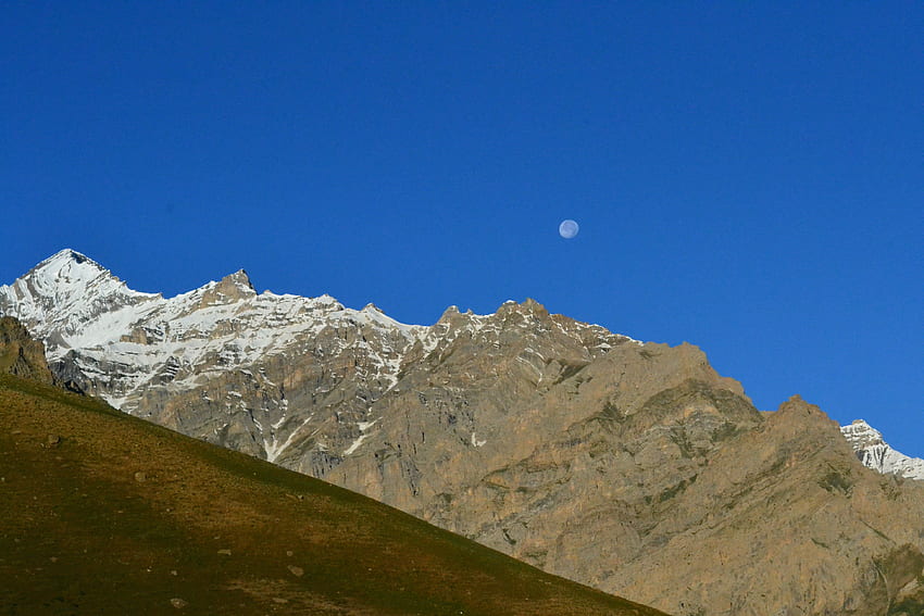 One of the Refreshing View Between Srinagar and Leh HD wallpaper