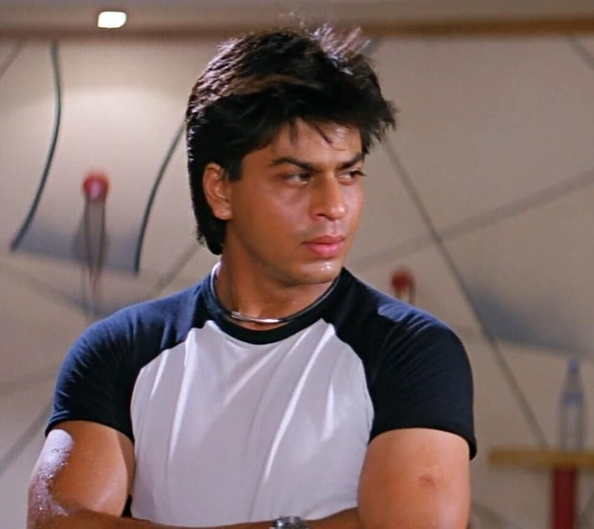 Shah Rukh Khan - Dil to Pagal Hai (1997). Film Shah rukh khan, Shahrukh khan, Shahrukh khan dan kajol Wallpaper HD