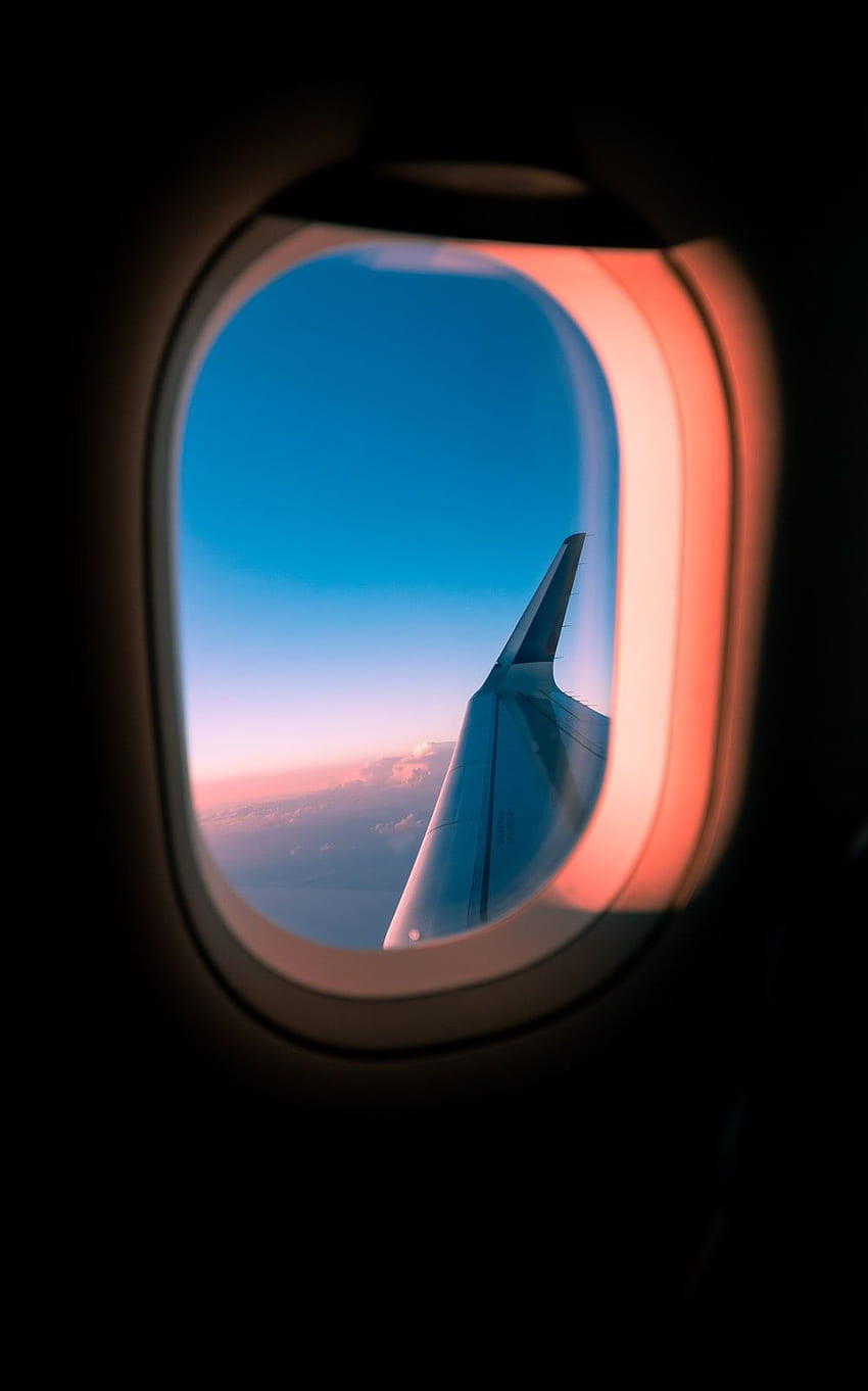 飛行機の翼のクローズ アップ – 窓、飛行機 OLED HD電話の壁紙