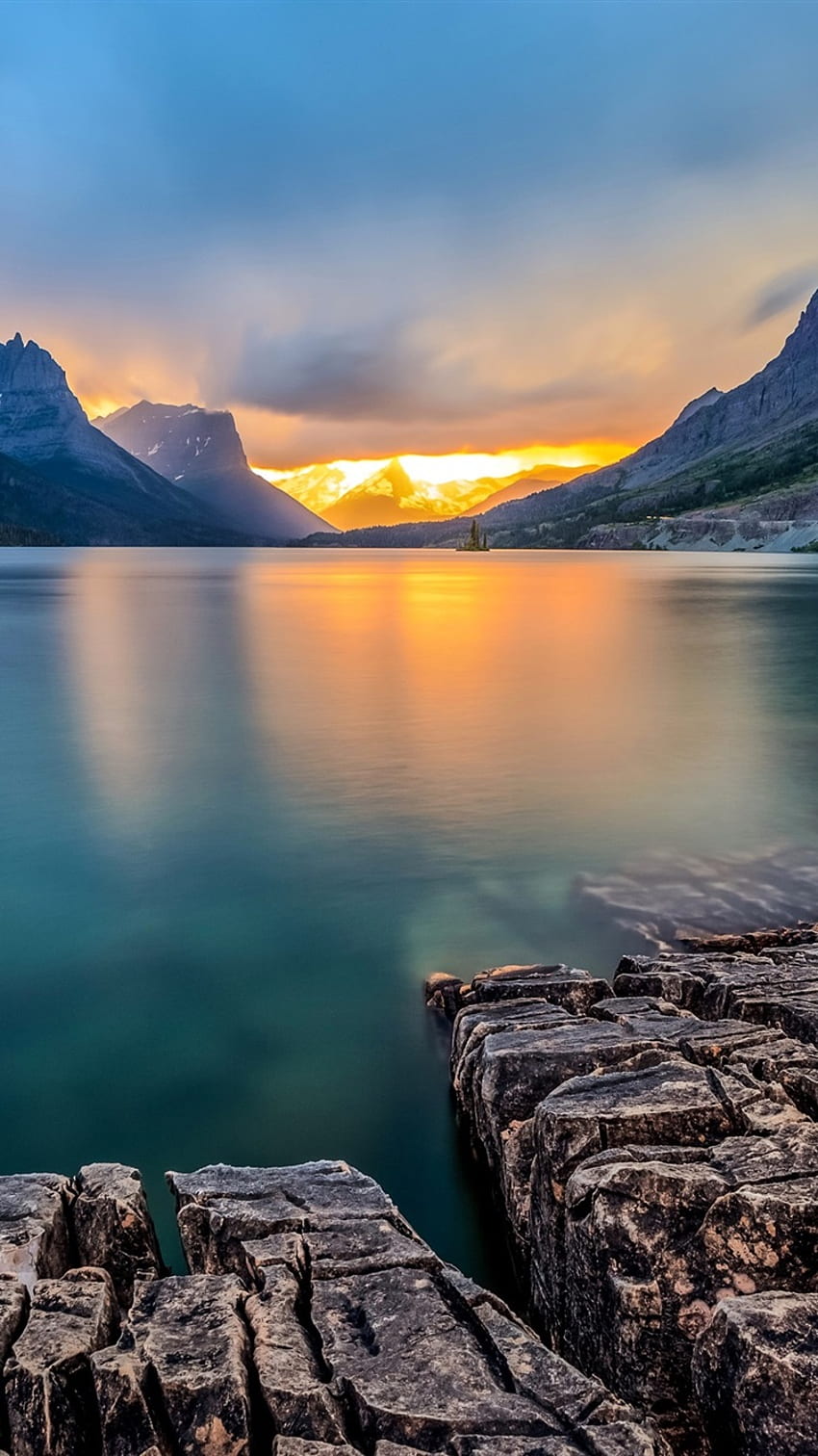 Saint Mary Lake, Glacier National Park, Montana, USA, Sunset, Mountains IPhone 8 7 6 6S , Background HD phone wallpaper