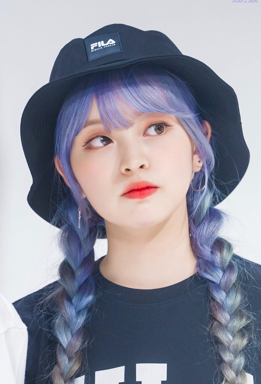 lunarsolar pics on Twitter. Girl with purple hair, Ulzzang purple hair, Kpop idols purple hair HD phone wallpaper