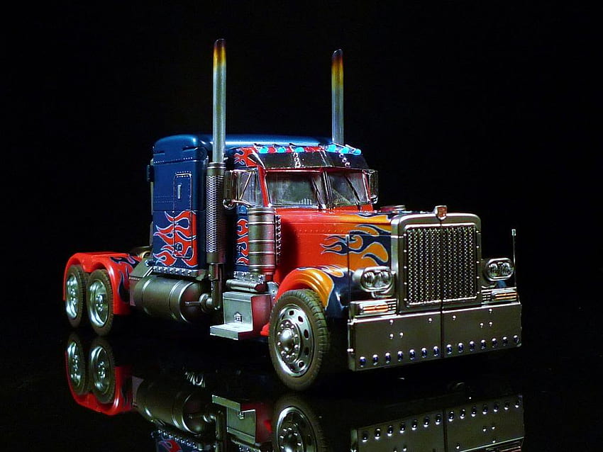 Optimus Prime Truck, Transformer Optimus Prime Truck HD wallpaper | Pxfuel