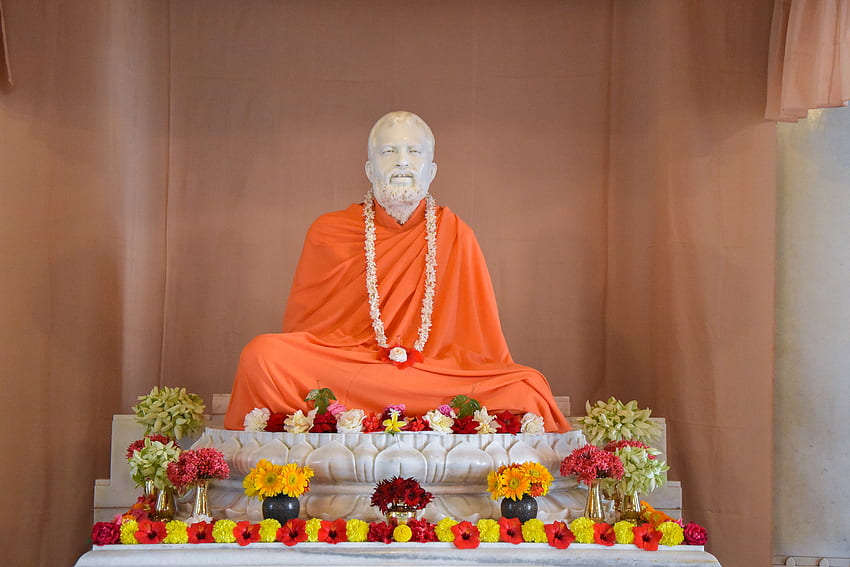 Ramakrishna Math & Ramakrishna Mission, Belur Math – Sri Ramakrishna, Sri Ma Sarada, Swami Vivekananda, Swami Brahmananda, w Belur Math, 15 grudnia 2020 r. Tapeta HD