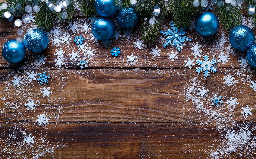 Frohe Weihnachten, Holzhintergrund, Bretter, blaue Weihnachtskugeln, Neujahr, Schneeflocken für mit Auflösung. Hochwertiger, blauer Weihnachtsschmuck HD-Hintergrundbild