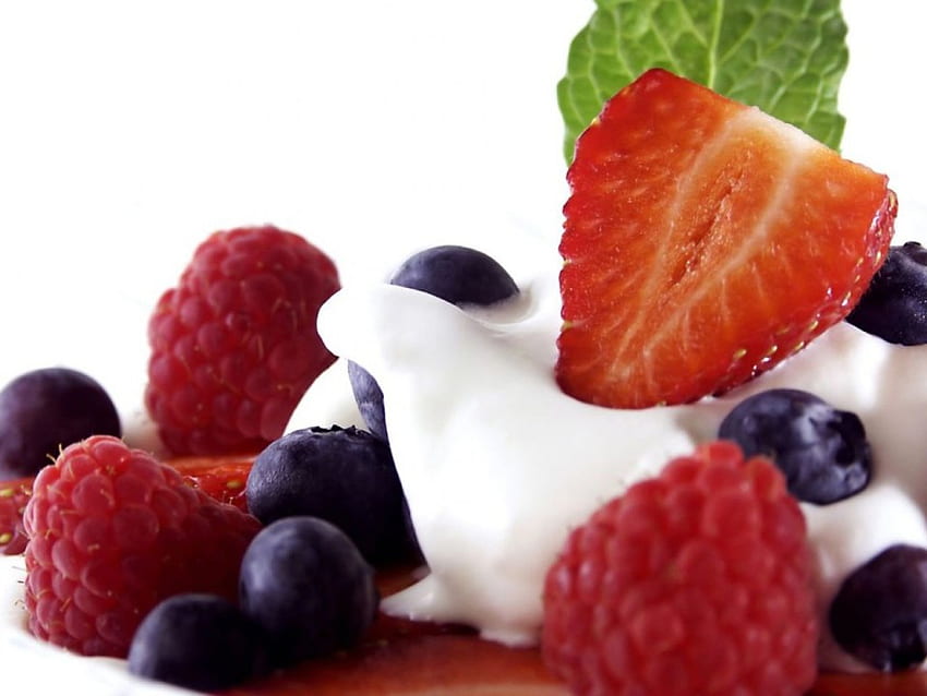 Berries & Cream, baies, fruits, crème, salade Fond d'écran HD