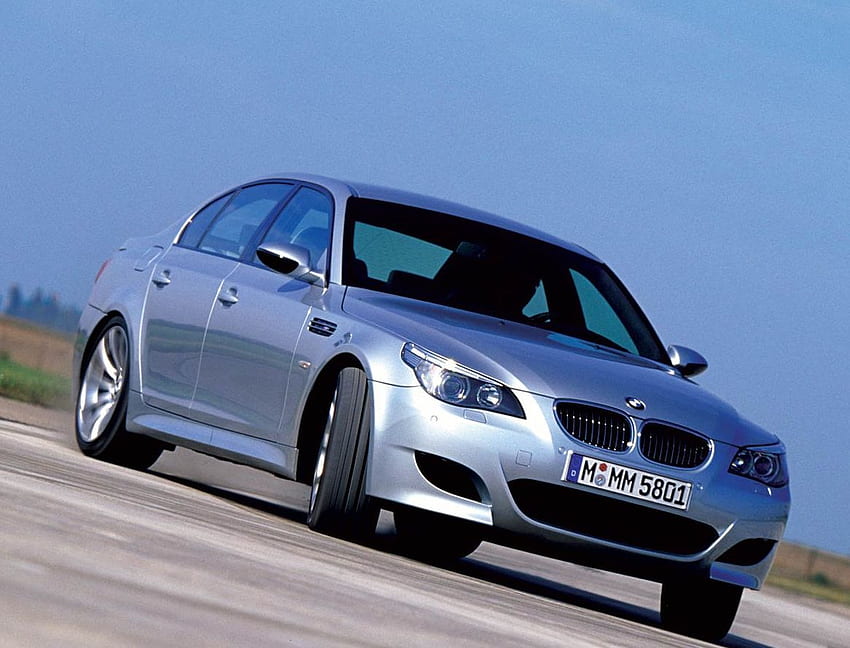 BMW M5 E60。 BMW M5 E60。 BMW M5 E60、Bmw M5 V10 高画質の壁紙