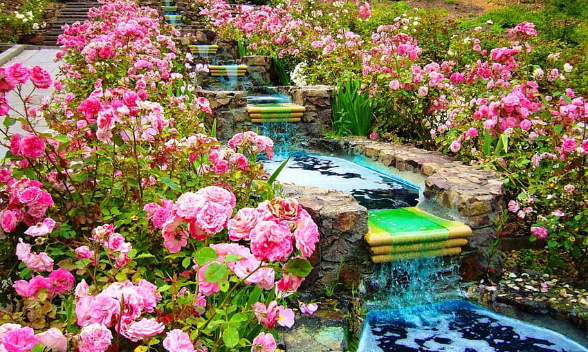 Wodospad w parku, rzeka, róże, relaks, piękno, park, różowy, kwitnący, wodospad, przyroda, kwiaty Tapeta HD