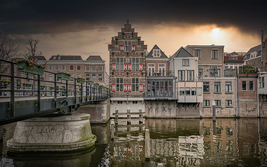 Gorinchem, evening, sunset, canal, Gorinchem cityscape, Gorinchem streets, South Holland, Netherlands HD wallpaper