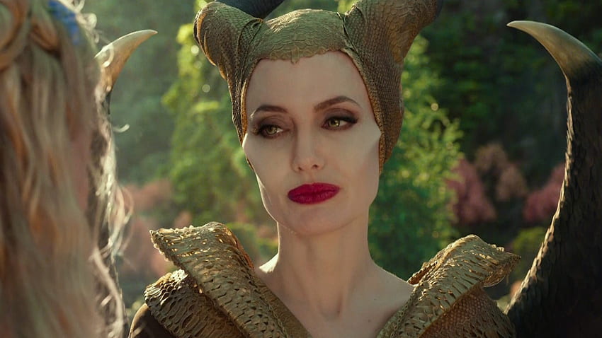 See Disney's first full trailer for 'Maleficent: Mistress of Evil' starring Angelina Jolie HD wallpaper