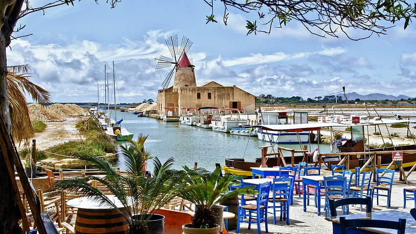 シチリア風車 r、レストラン、風車、ボート、r、港を見下ろすレストラン 高画質の壁紙