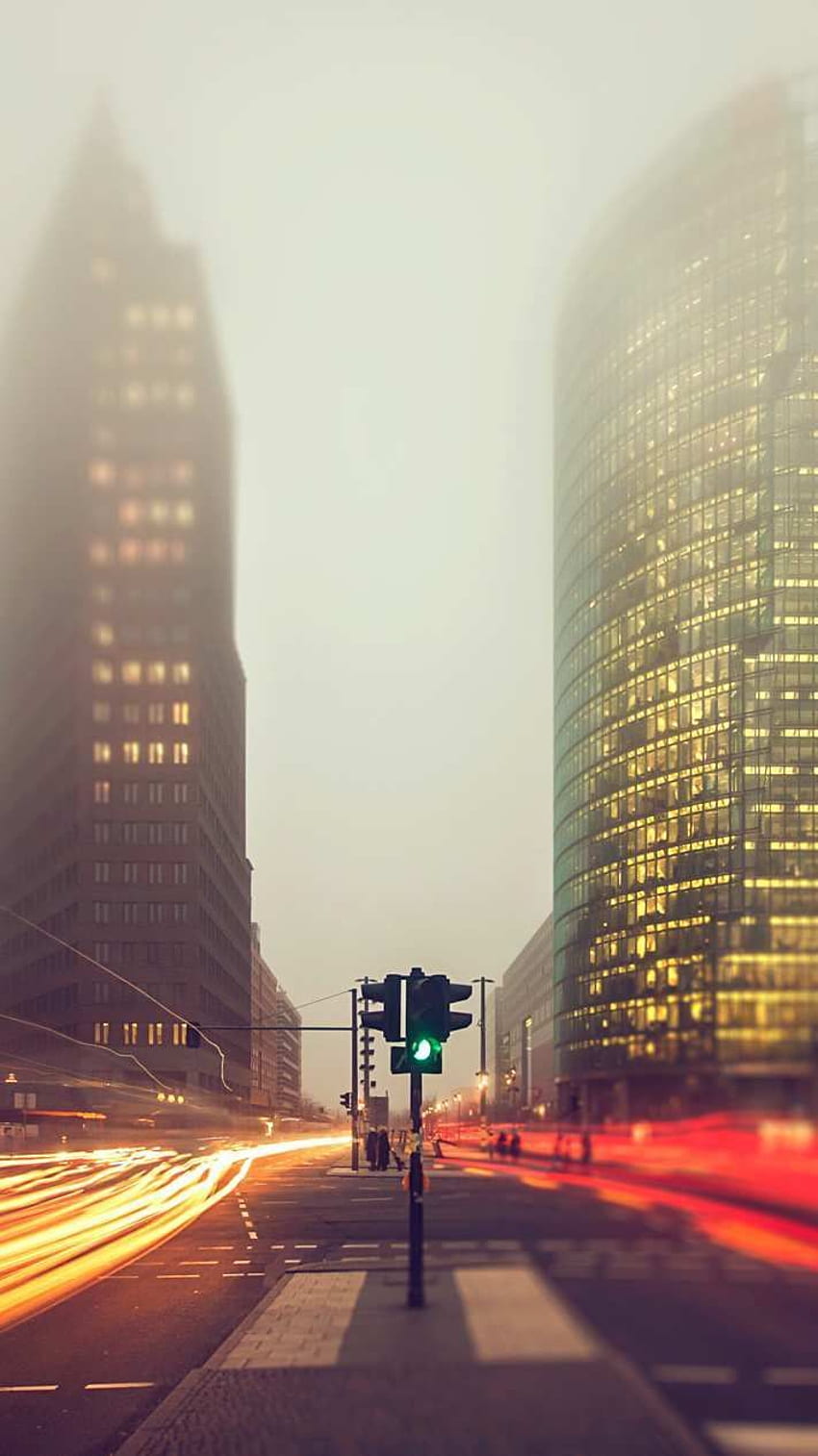 Berlino Germania Semafori Luci a lunga esposizione Road Sfondo del telefono HD