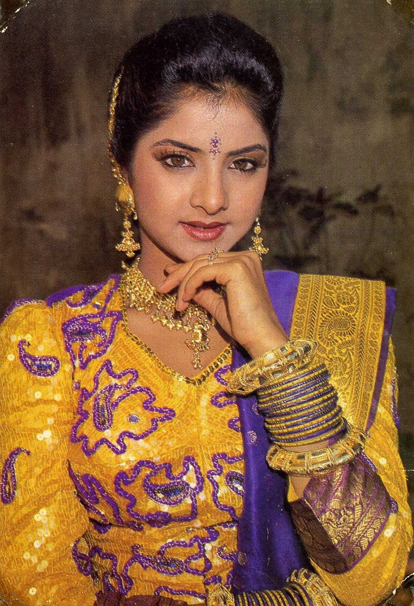 Divya Bharati Most Beautiful Indian Actress Indian Actresses Divya