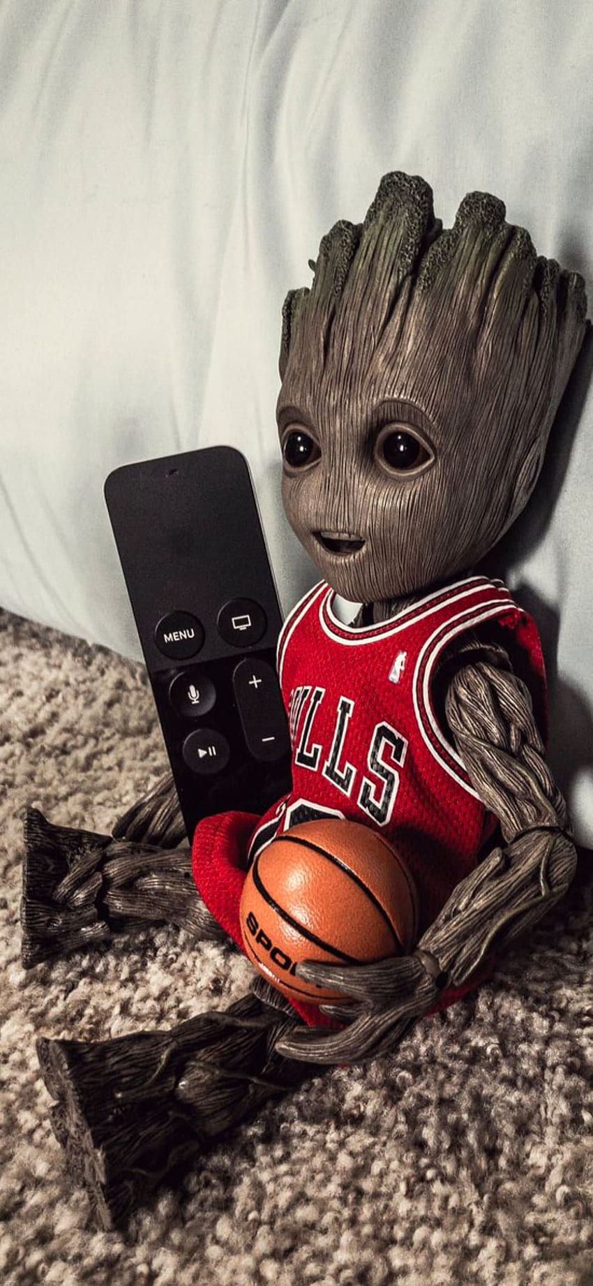 Baby Groot - Най-висококачествен фон Baby Groot ( & ), Groot Basketball HD тапет за телефон