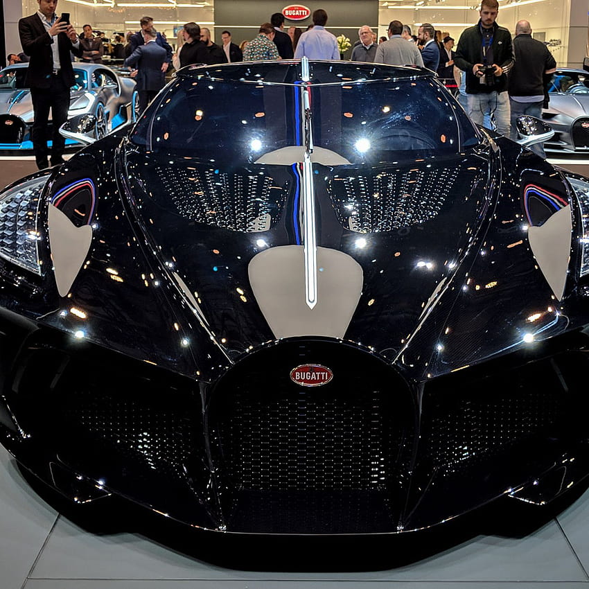 Bugatti's La Voiture Noire is a $19 million ode to the grotesquely HD phone wallpaper