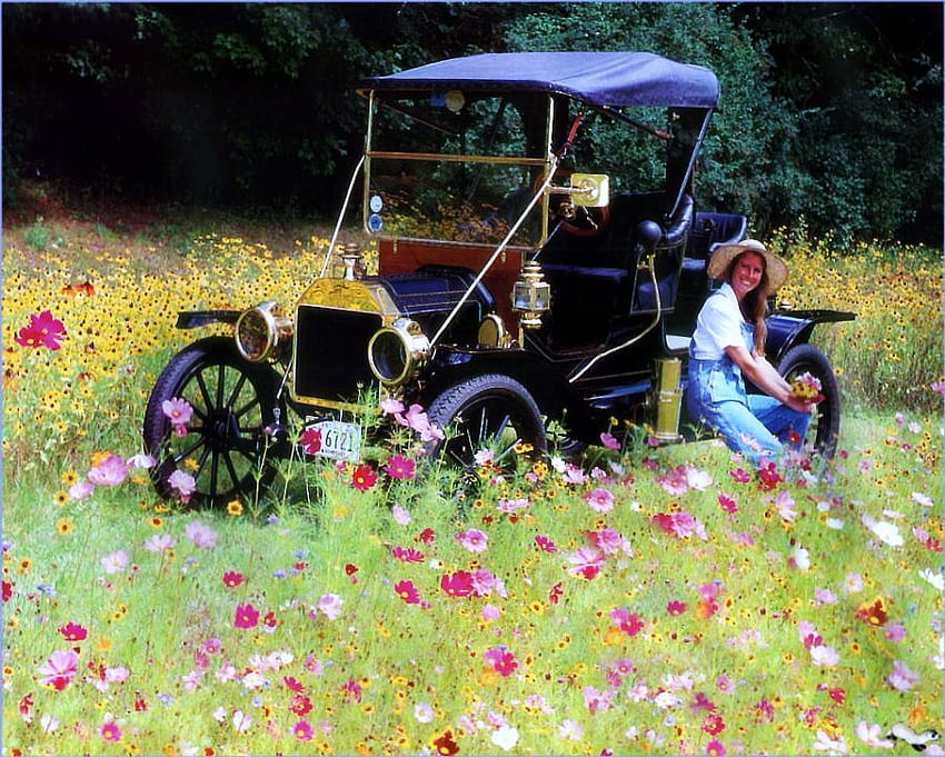 Roadster en estado salvaje, vado, roadster, mujer, campo, restaurado, flores, feliz, vintage, 1912 fondo de pantalla