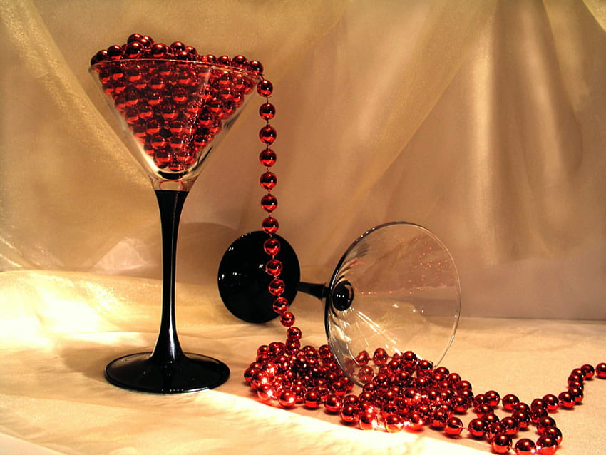 Feier, Perlen, Stoff, Gläser, Sektgläser, rote Perlen HD-Hintergrundbild