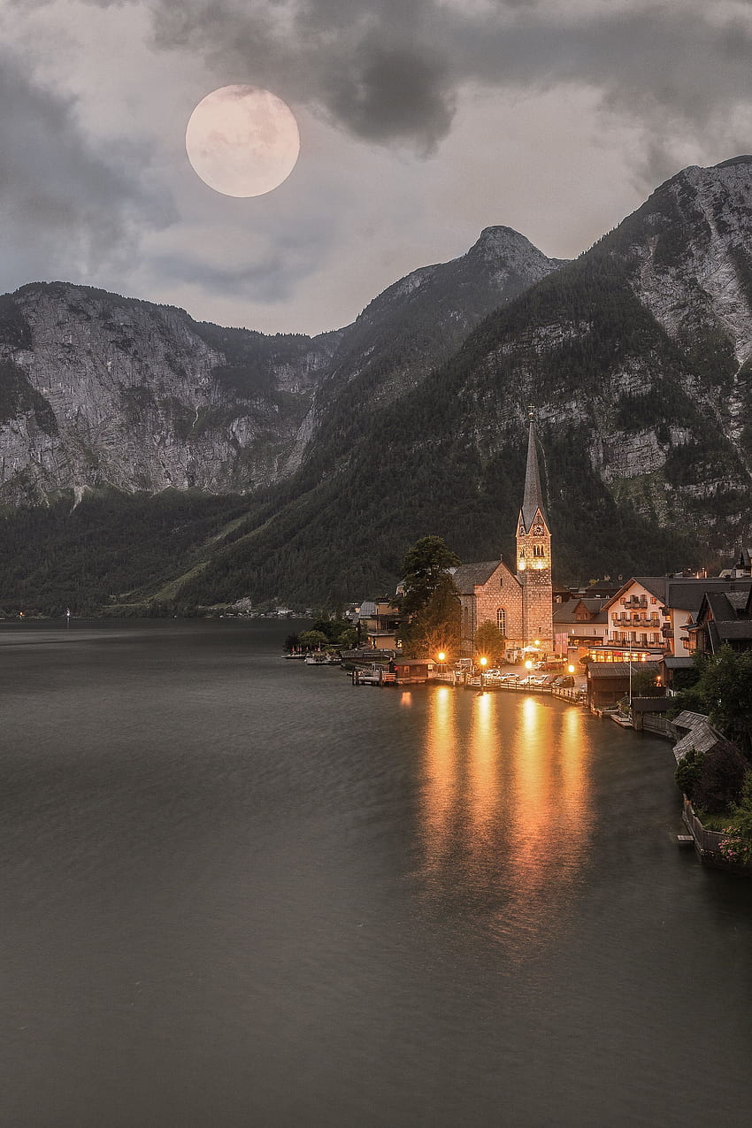 Natur, Berge, See, Österreich, Beleuchtung, Tempel, Beleuchtung, Hallstatt HD-Handy-Hintergrundbild