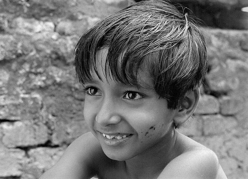 La trilogia restaurata di Apu restituisce al cinema il lavoro umano di Satyajit Ray - The New York Times, Pather Panchali Sfondo HD