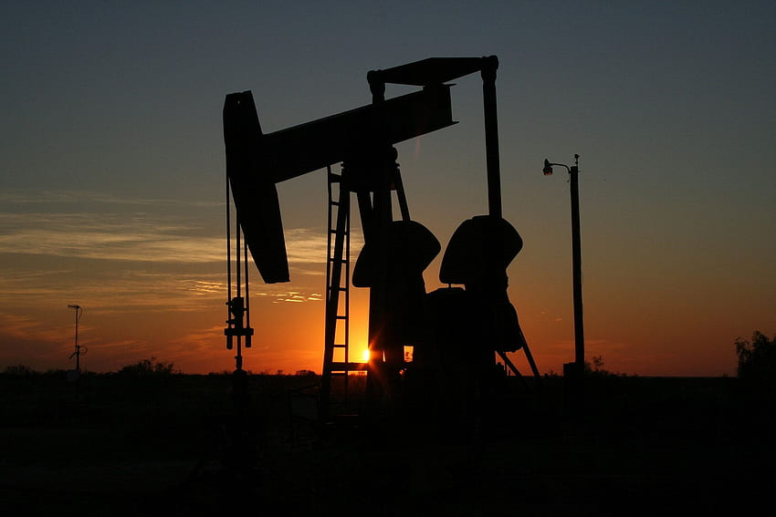 Oil Pump Machine Under Orange Sunset · Stock HD wallpaper