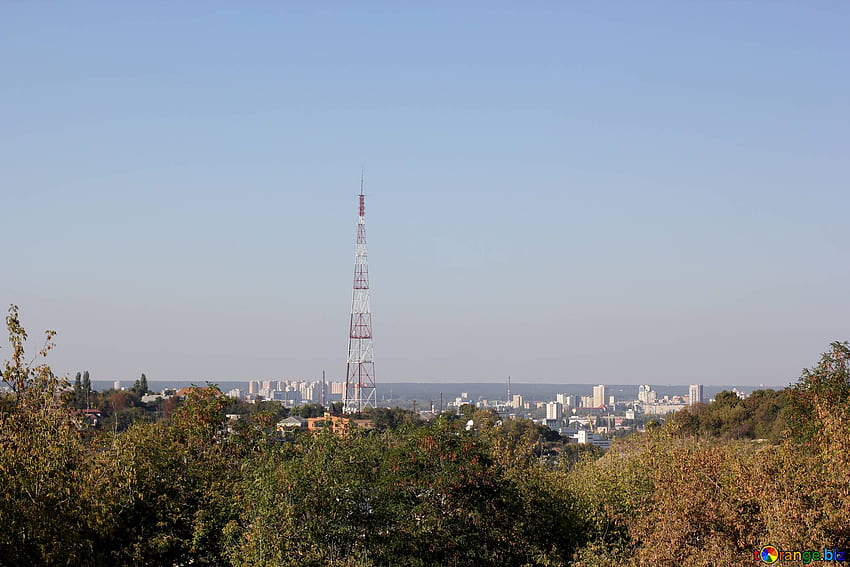 Paisaje Callejón En Kiev Torre De Radio En Kiev Excursión № 41718 En Cc Por Licencia fondo de pantalla