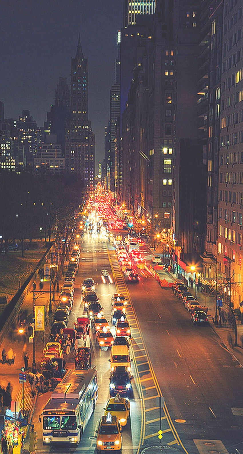 Busy New York Street Night Traffic iPhone 6 Plus - HD phone wallpaper