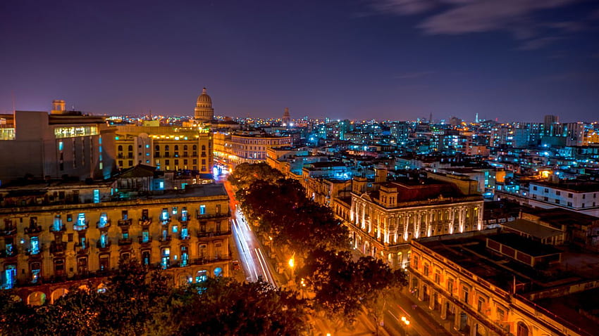 Хавана Куба през нощта - HD тапет