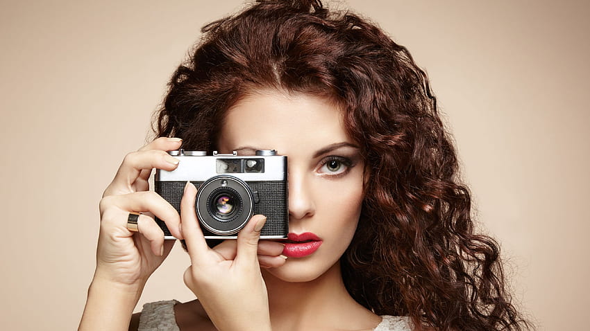 Cute Beautiful Girl with graphy Camera, Simple Girl HD wallpaper