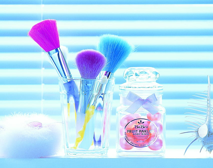 Colorful Brush, cosmetics, brush, make up, beauty HD wallpaper