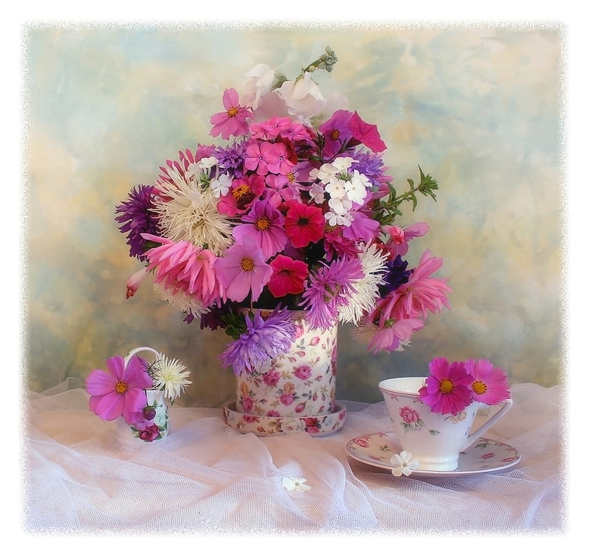 still life, bouquet, gentle, graphy, nice, mug, flower, , white, vase, beautiful, purple, pink, cool, flowers, harmony, drink HD wallpaper