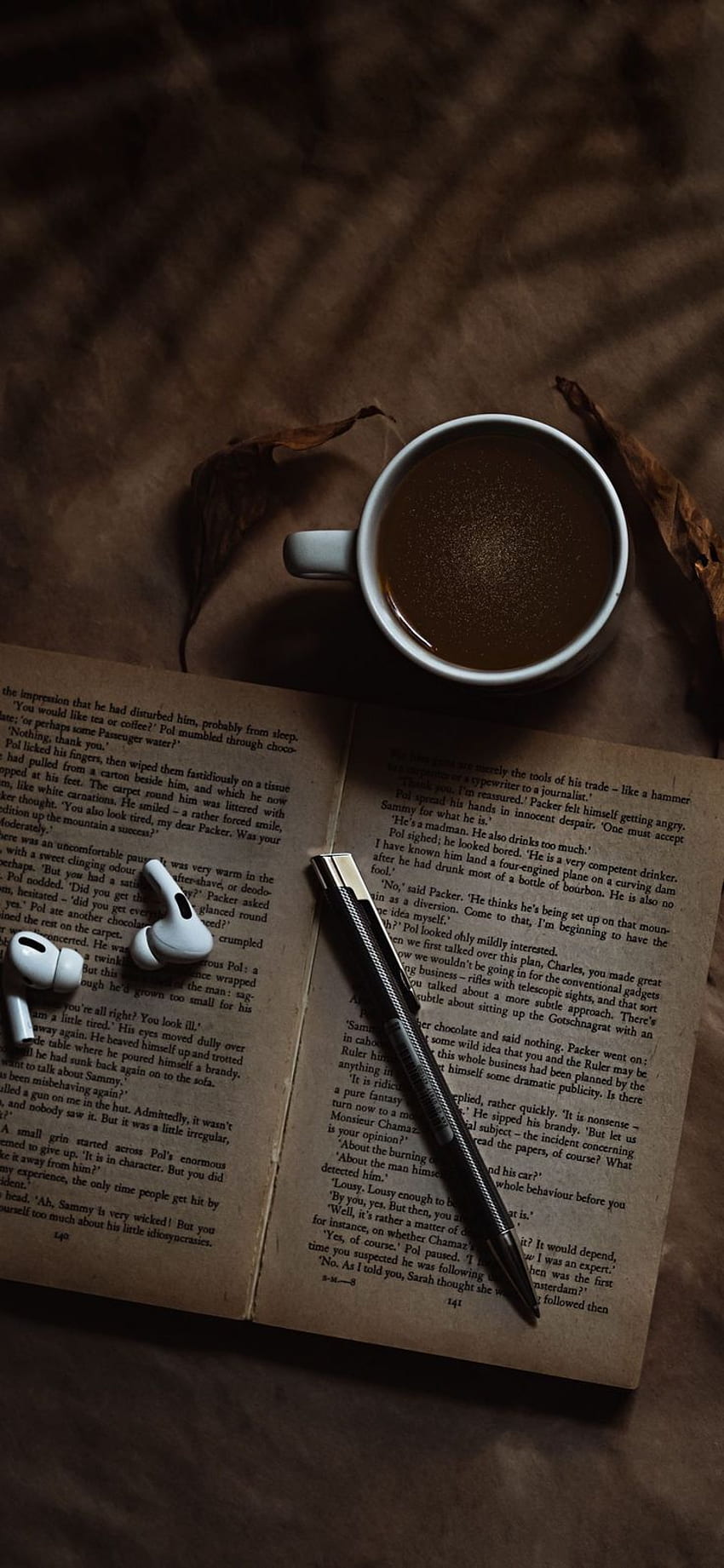 Prenota il caffè. Caffè e libri, libri, musica per iPhone Sfondo del telefono HD